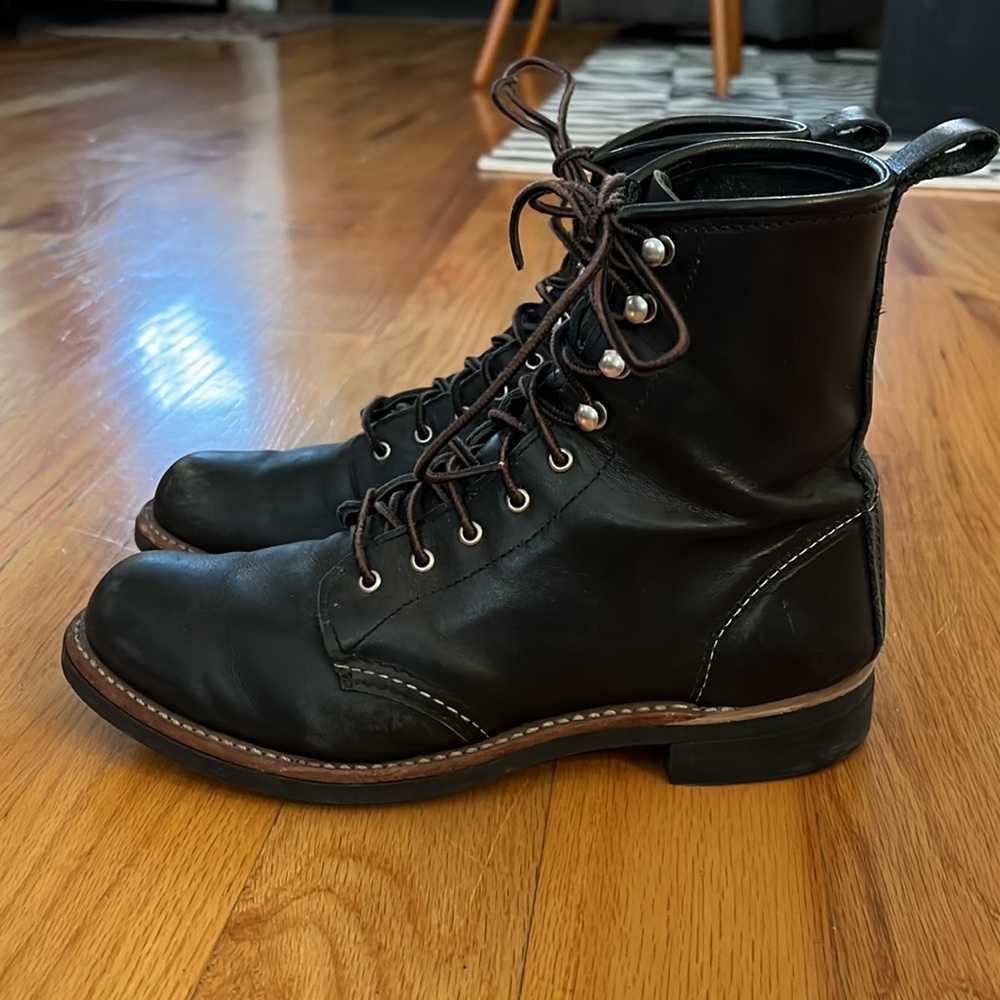 Red Wing Women’s Black Silversmith Boots